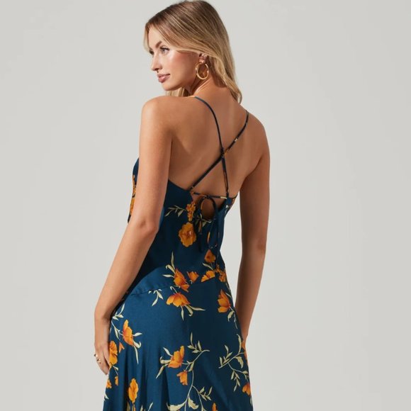 ASTR The Label Gaia Floral Midi Dress - Blue Rust Floral - Small - Picture 5 of 14